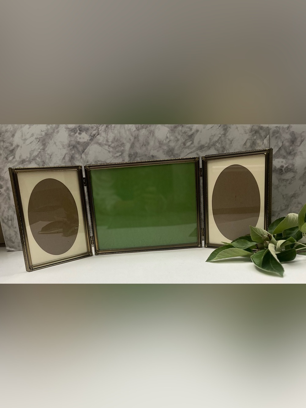 Vintage Gold Metal Trifold Frame 8x10 & 8x6 | Brass Triptych Photo Frame